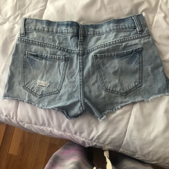 free people denim shorts - Picture 2 of 3